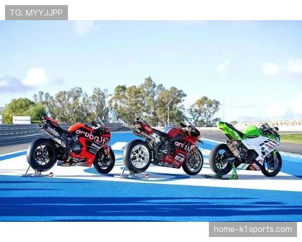 诺里斯领跑车手冠军争夺 赛季剩余三站比赛冠军归属仍存变数 诺里斯领跑车手冠军争夺 赛季剩余三站比赛冠军归属仍存变数