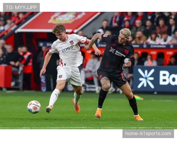 勒沃库森高风险高回报战术 面对强队时防守漏洞频现